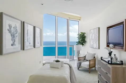 1600 S Ocean Boulevard Lauderdale By The Sea FL 33062