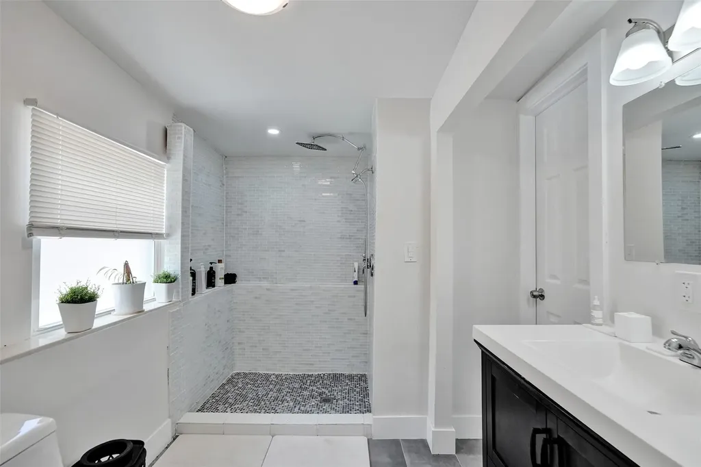 1201 N Andrews Avenue Fort Lauderdale FL 33311