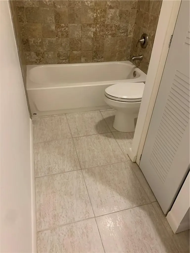 2942 SW 22nd Circle Delray Beach FL 33445