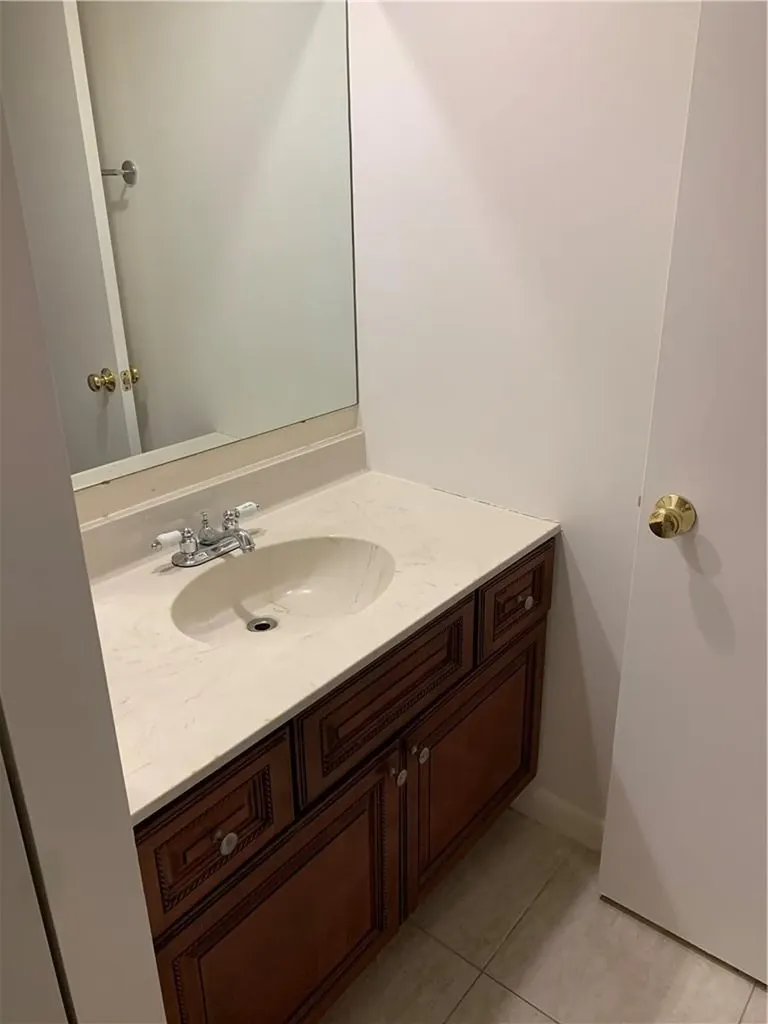 2942 SW 22nd Circle Delray Beach FL 33445