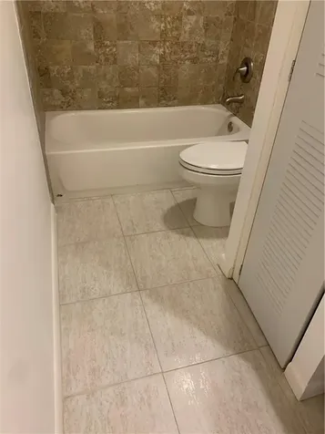 2942 SW 22nd Circle Delray Beach FL 33445