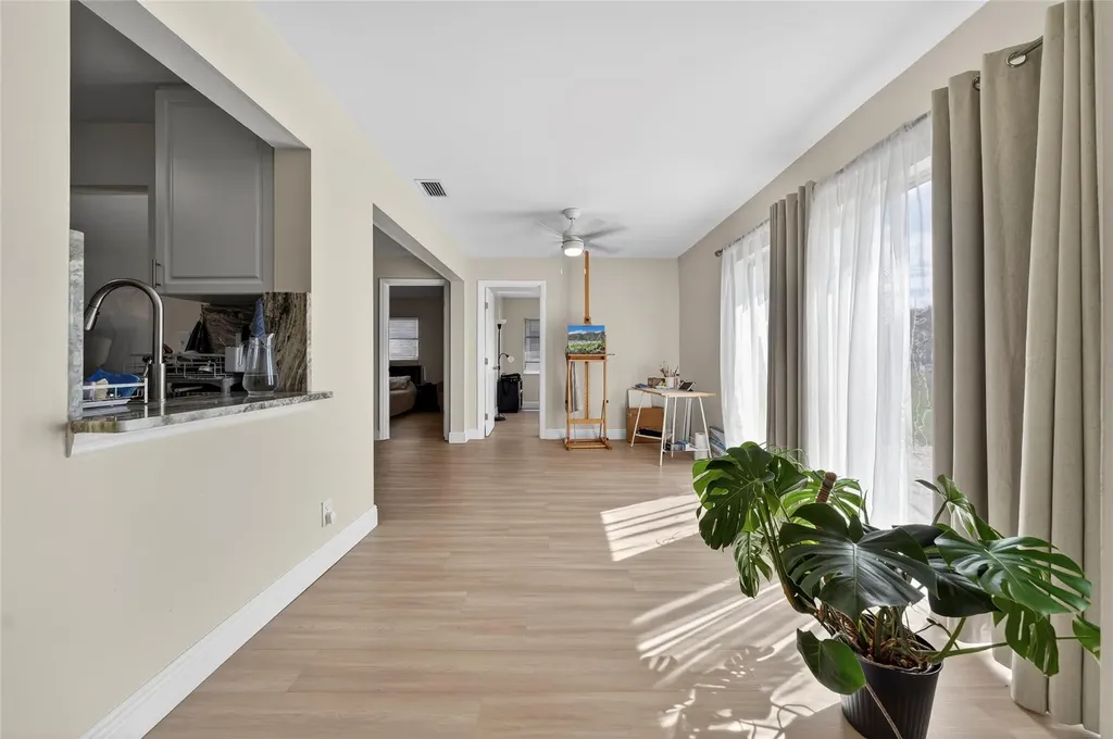 8950 NW 13th Street Plantation FL 33322