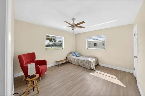 8950 NW 13th Street Plantation FL 33322