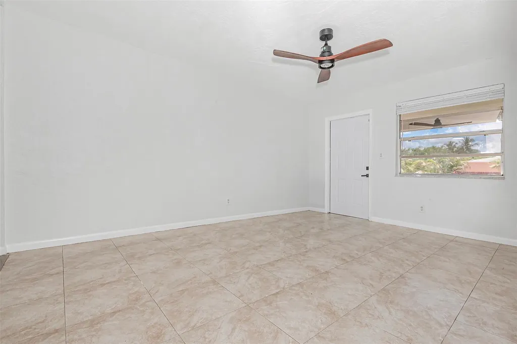 1923 N 23rd Avenue Hollywood FL 33020