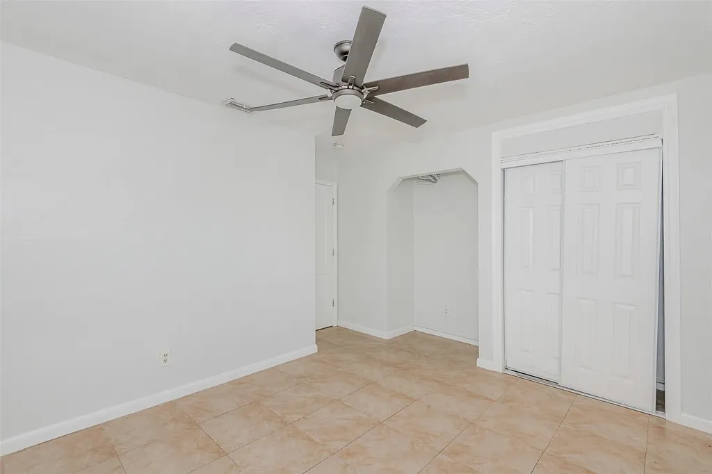 1923 N 23rd Avenue Hollywood FL 33020