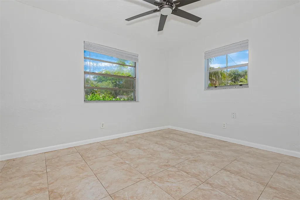 1923 N 23rd Avenue Hollywood FL 33020