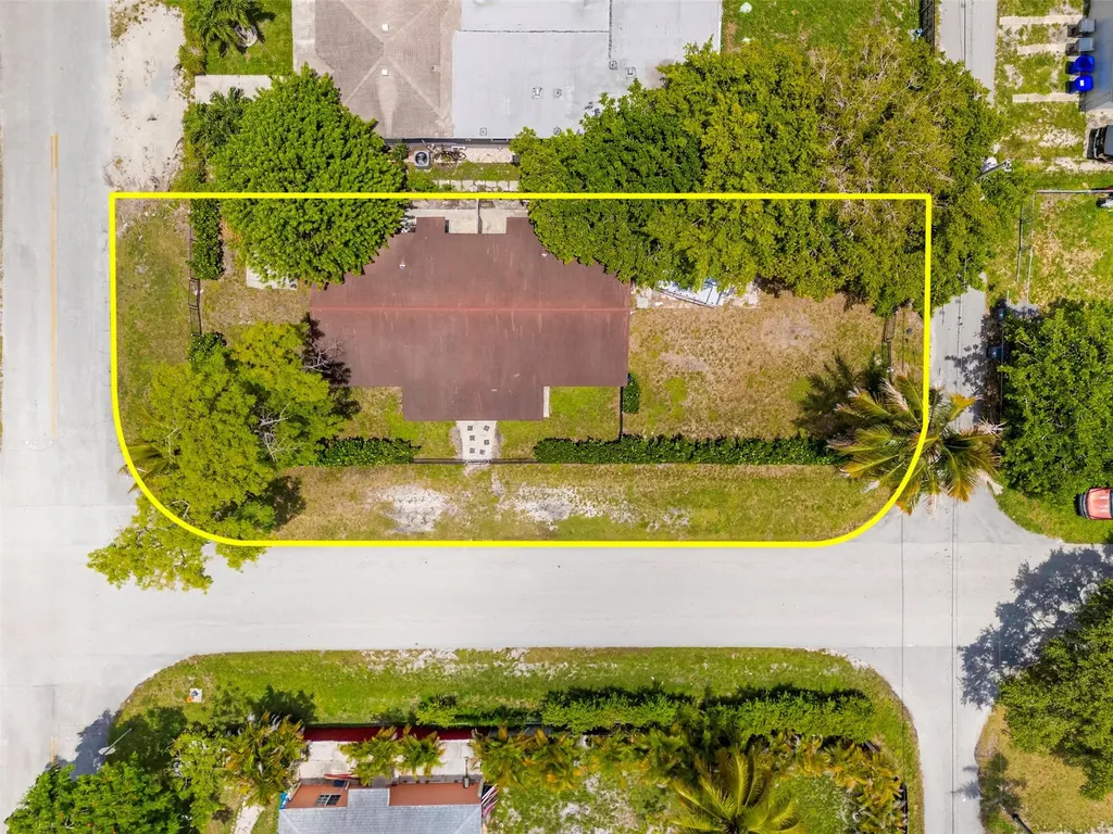 1923 N 23rd Avenue Hollywood FL 33020