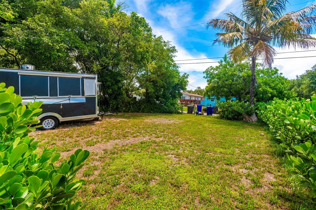 1923 N 23rd Avenue Hollywood FL 33020