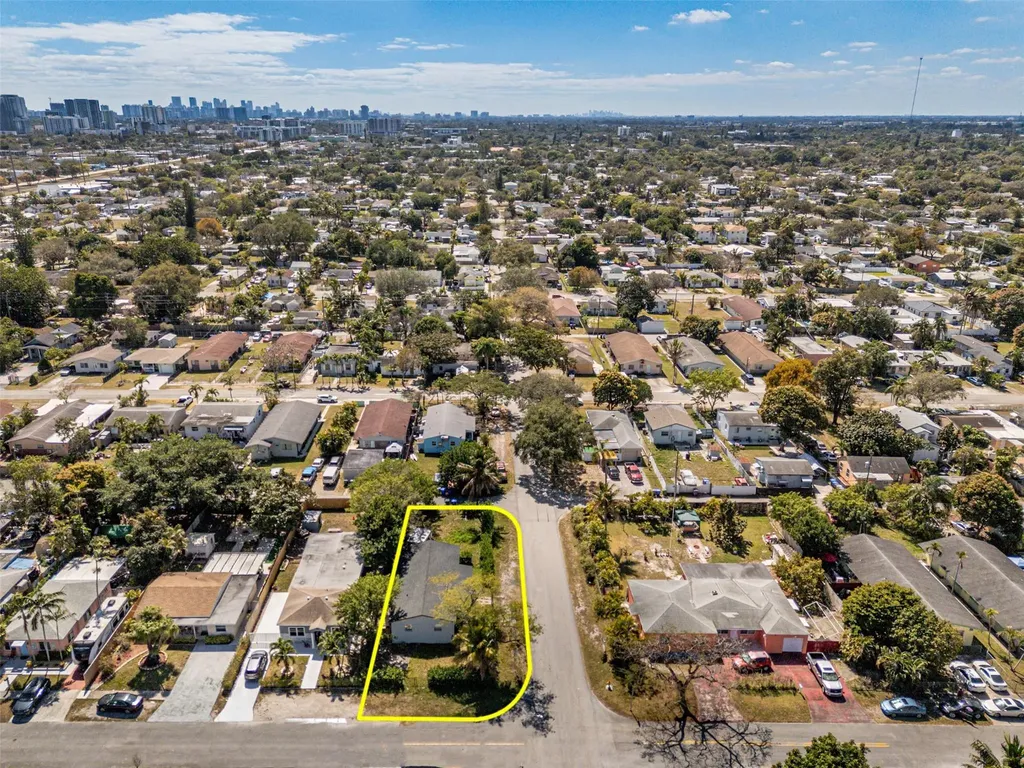 1923 N 23rd Avenue Hollywood FL 33020