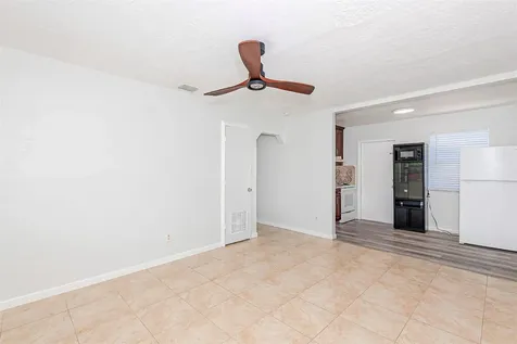 1923 N 23rd Avenue Hollywood FL 33020