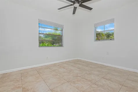 1923 N 23rd Avenue Hollywood FL 33020