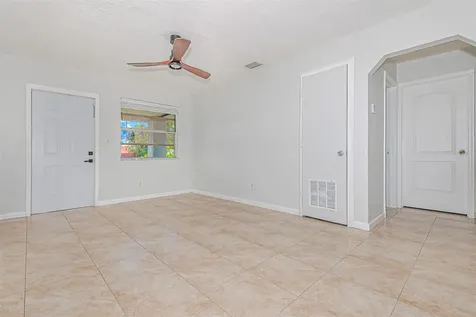 1923 N 23rd Avenue Hollywood FL 33020