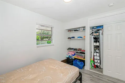 1923 N 23rd Avenue Hollywood FL 33020