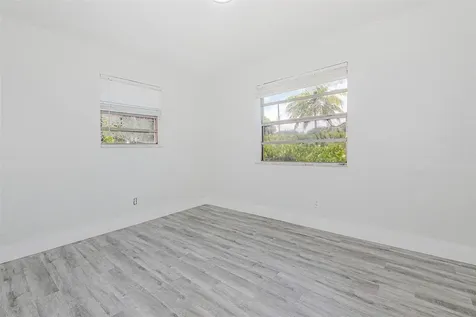 1923 N 23rd Avenue Hollywood FL 33020