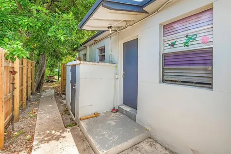 1923 N 23rd Avenue Hollywood FL 33020