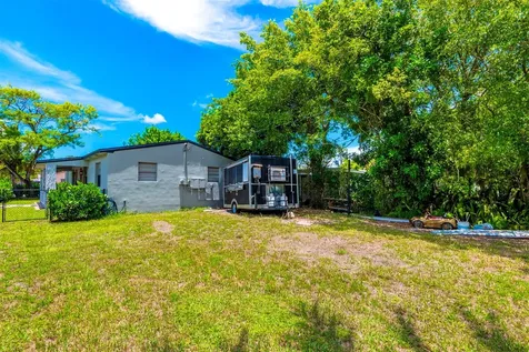 1923 N 23rd Avenue Hollywood FL 33020