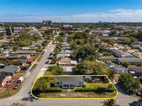 1923 N 23rd Avenue Hollywood FL 33020