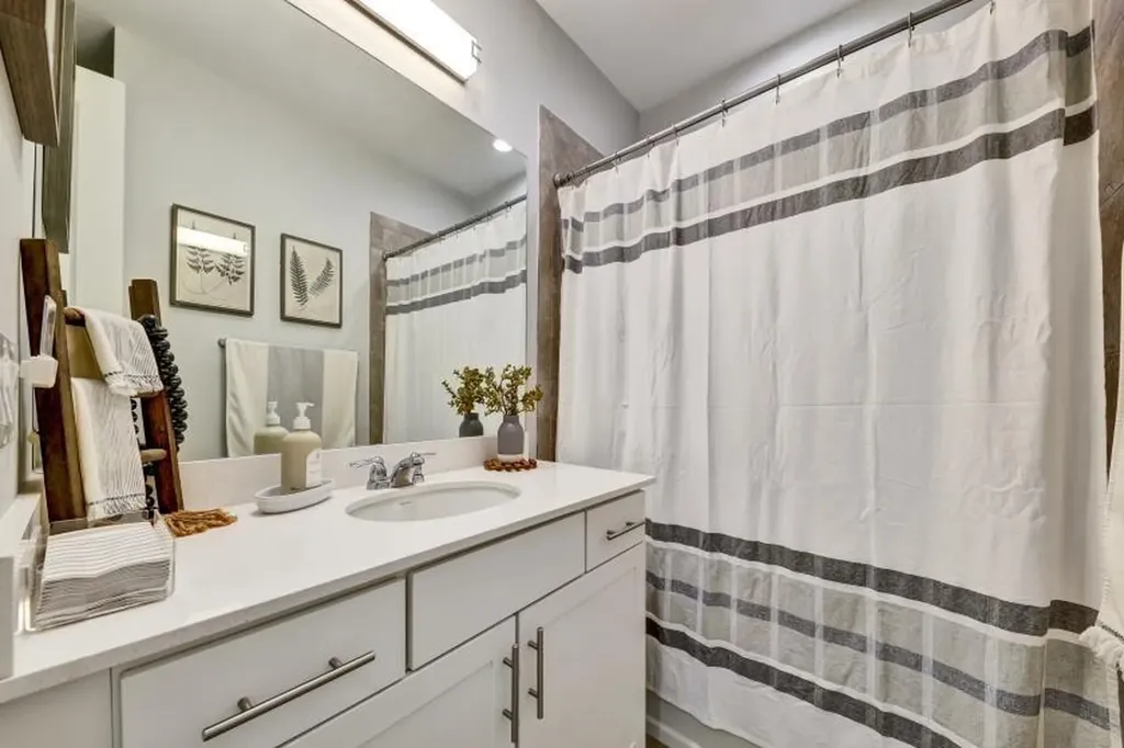 2970 NW 124th Way Sunrise FL 33323