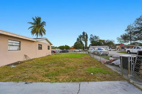 20352 NW 39th Court Miami Gardens FL 33055