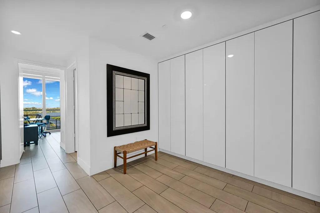 2000 Metropica Way Sunrise FL 33323
