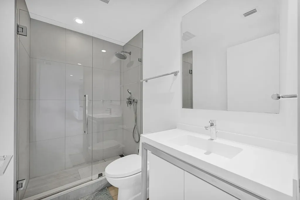 2000 Metropica Way Sunrise FL 33323