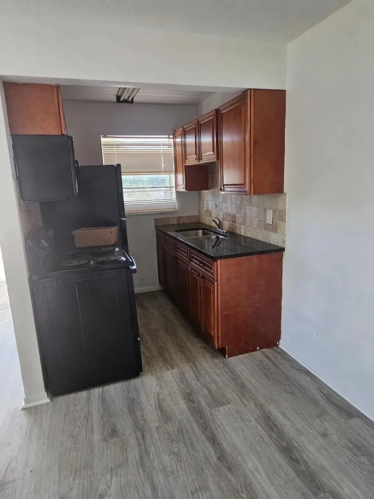 925 S K Street Lake Worth Beach FL 33460