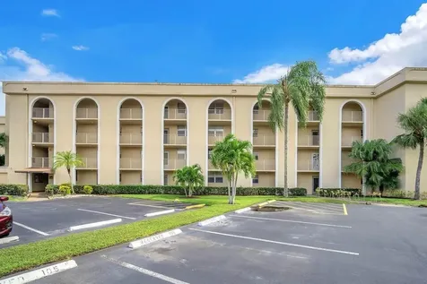 3231 Holiday Springs Boulevard Margate FL 33063