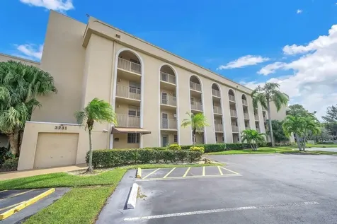 3231 Holiday Springs Boulevard Margate FL 33063