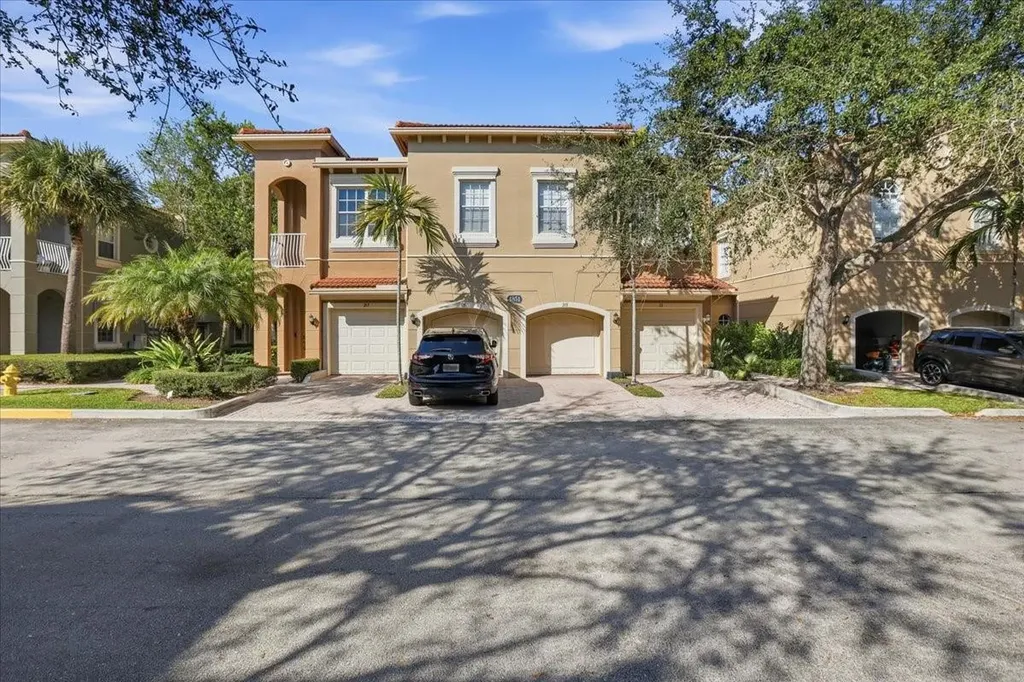 4851 Bonsai Circle Palm Beach Gardens FL 33418