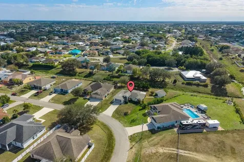 590 SW Lacroix Avenue Port St Lucie FL 34953