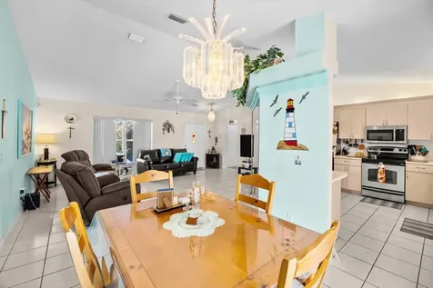 590 SW Lacroix Avenue Port St Lucie FL 34953