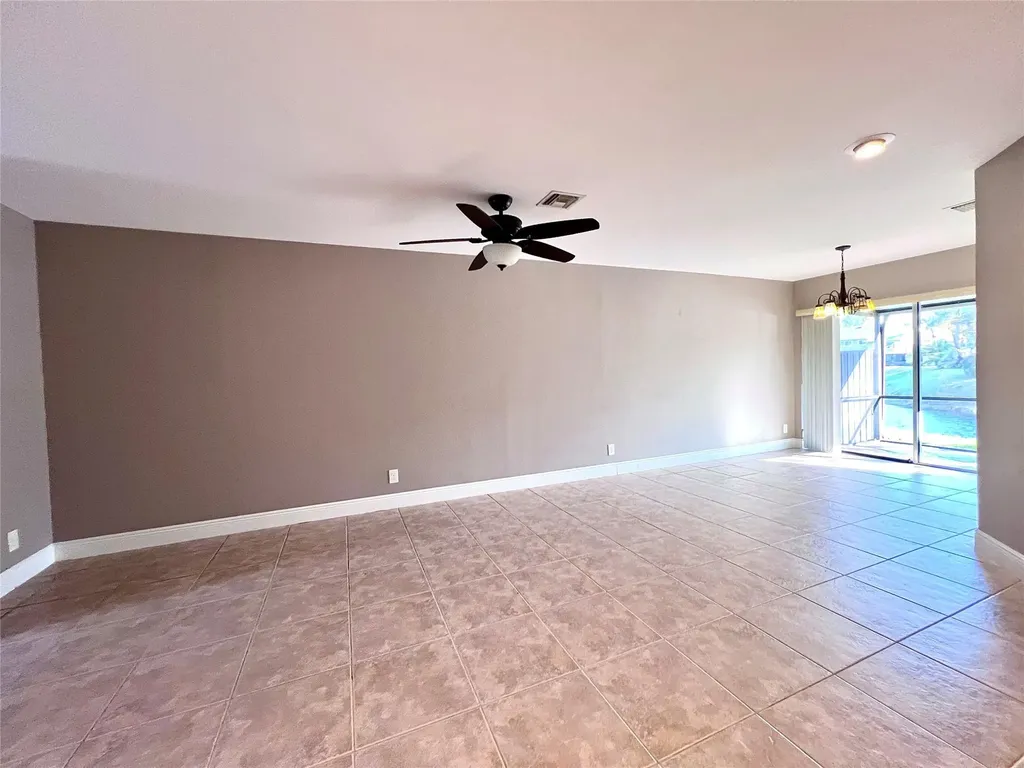 2246 Discovery Circle Deerfield Beach FL 33442