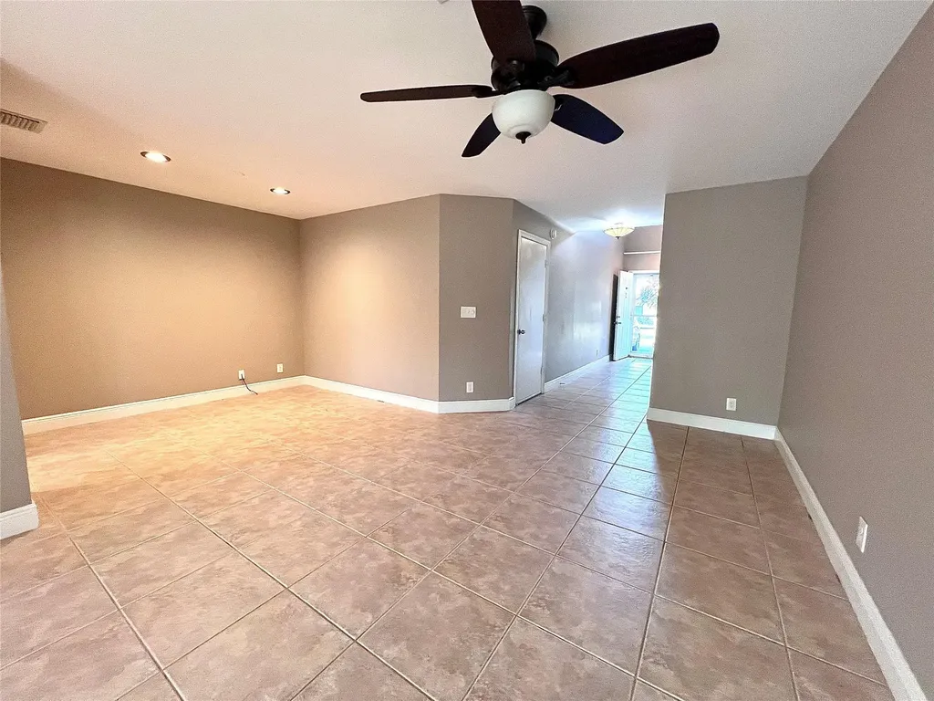 2246 Discovery Circle Deerfield Beach FL 33442
