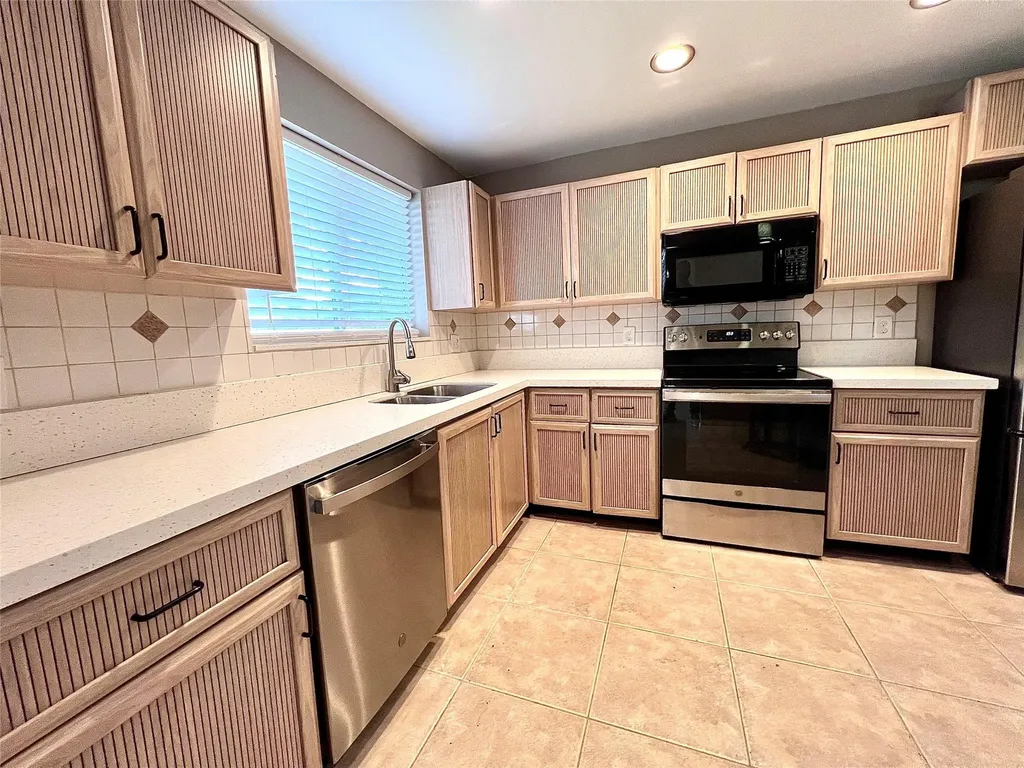 2246 Discovery Circle Deerfield Beach FL 33442