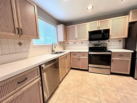 2246 Discovery Circle Deerfield Beach FL 33442