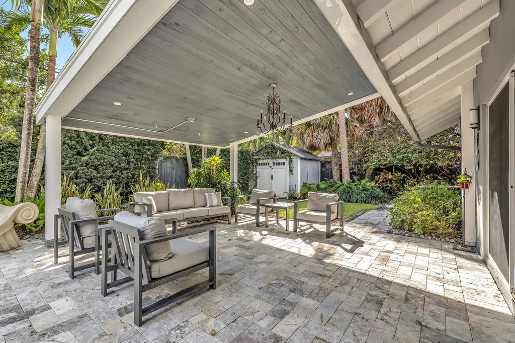 1920 NE 57th Street Fort Lauderdale FL 33308