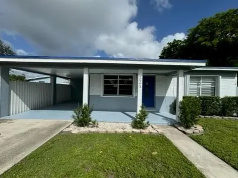 221 SW 68th Avenue Pembroke Pines FL 33023