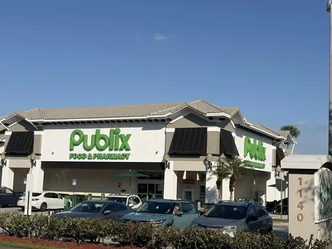2940 N Course Drive Pompano Beach FL 33069