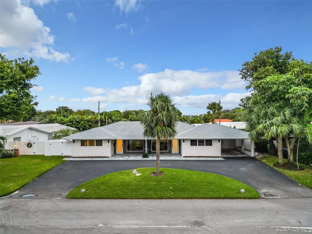 2100 NE 45th Street Fort Lauderdale FL 33308