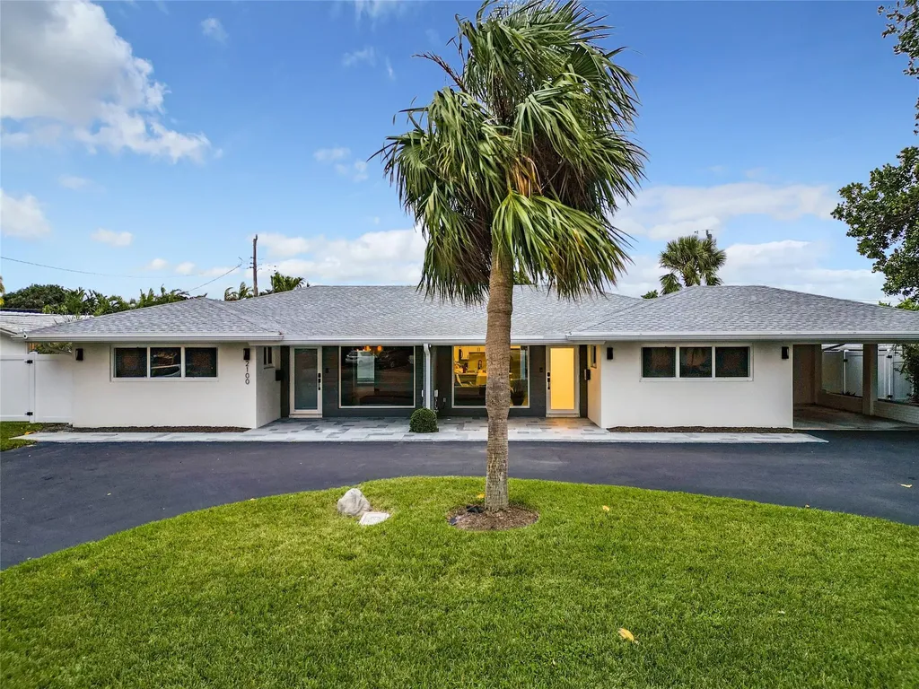 2100 NE 45th Street Fort Lauderdale FL 33308