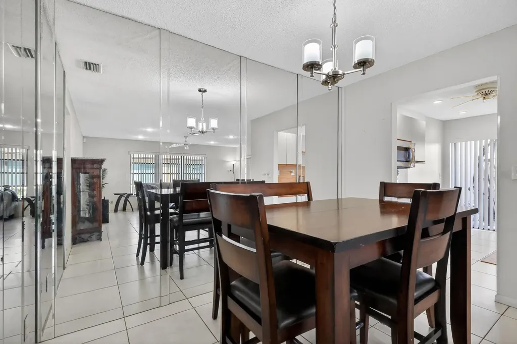 14151 Nesting Way Delray Beach FL 33484