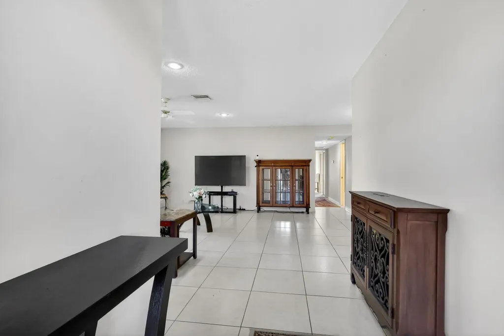 14151 Nesting Way Delray Beach FL 33484