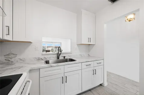 5031 W Oakland Park Boulevard Lauderdale Lakes FL 33313