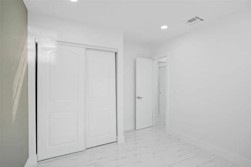 1437 SW 1st Avenue Deerfield Beach FL 33441