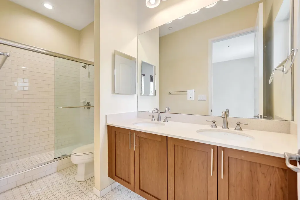370 SW 14 Avenue Fort Lauderdale FL 33312