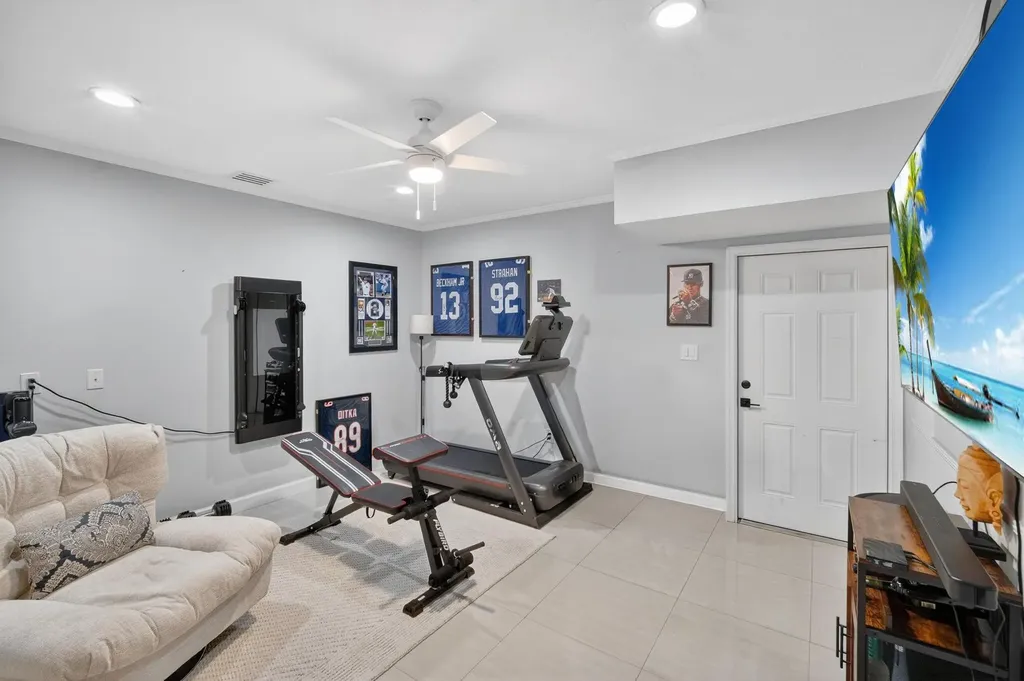 5330 SW 19th Street Plantation FL 33317