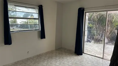 452 W Royal Palm Road Boca Raton FL 33432