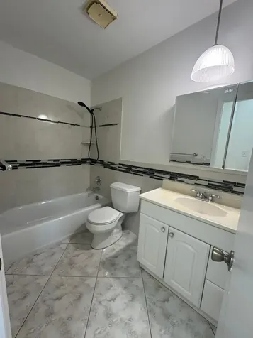 452 W Royal Palm Road Boca Raton FL 33432