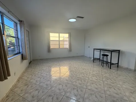 452 W Royal Palm Road Boca Raton FL 33432