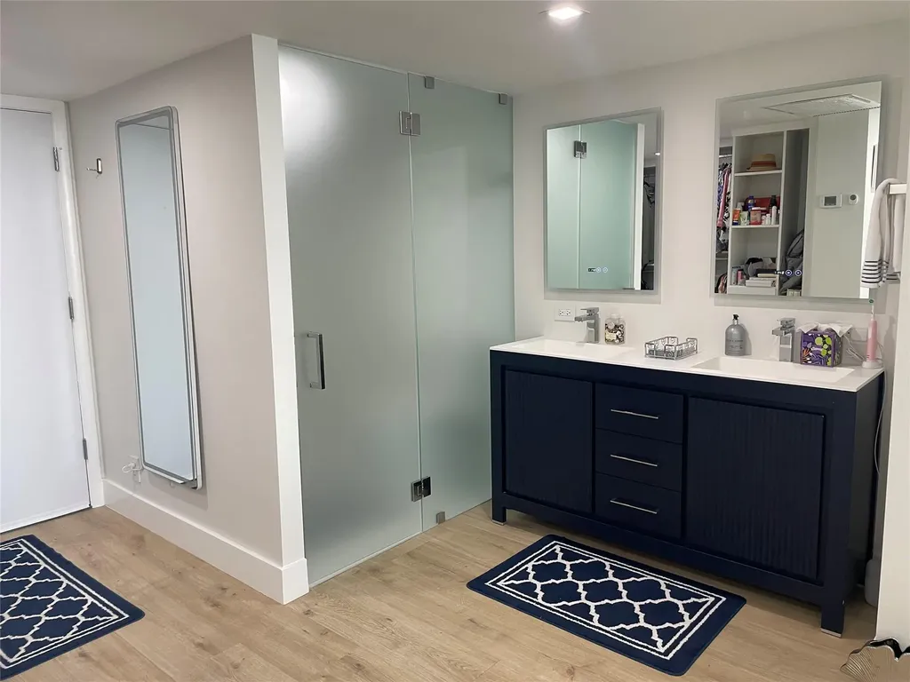 209 N Fort Lauderdale Beach Boulevard Fort Lauderdale FL 33304